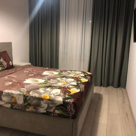 25D-Floor Sky Luxury Apartment! Fantastic View! Kiev Exteriör bild