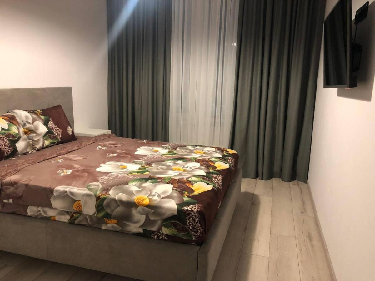 25D-Floor Sky Luxury Apartment! Fantastic View! Kiev Exteriör bild